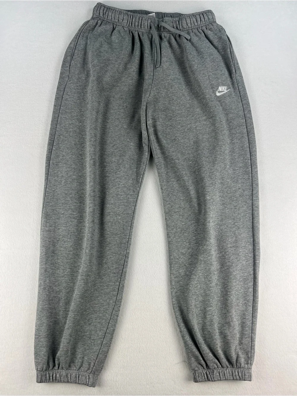 Nike Sportswear Club Fleece Sweatpants Joggers Heather Gray Mens Size M
